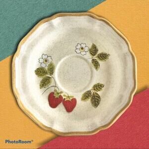 3/$20 Mikasa VTG Strawberry Festival Saucer EB801 Oven To Table 6.25" Diameter